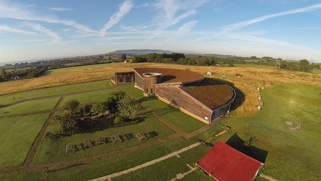 ExternalLink_brading-roman-villa-aerial-1024×576